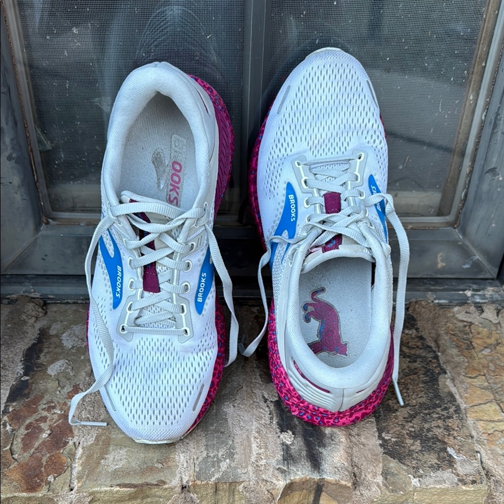 Brooks Women's Running Shoes - White, Blue, Pink - Picture 12 of 16